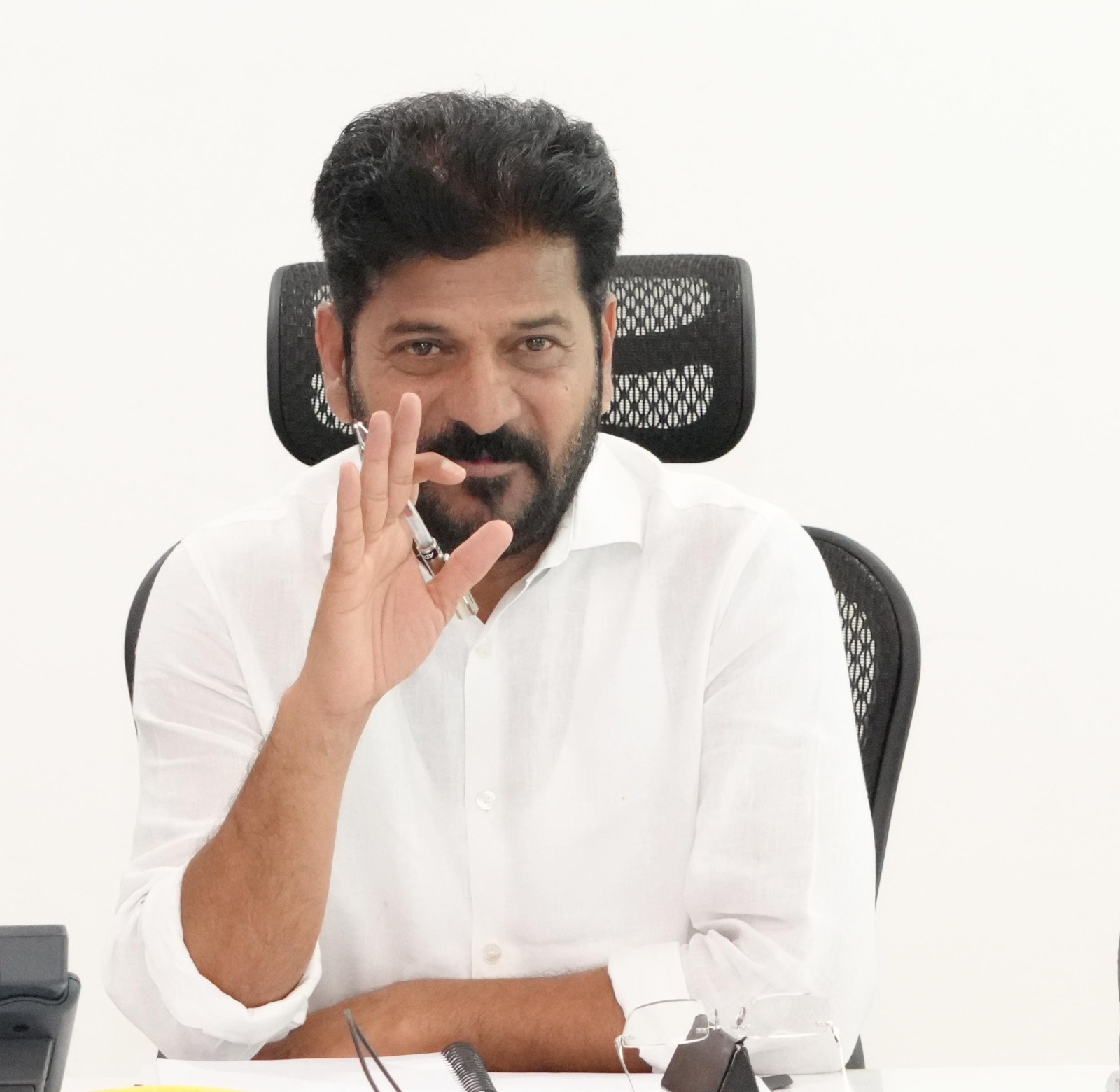 వర్షాకాల సన్నద్ధతపై ముఖ్యమంత్రి ఉన్నతాధికారులతో సమీక్ష